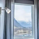 Skaimsberg * Aurland